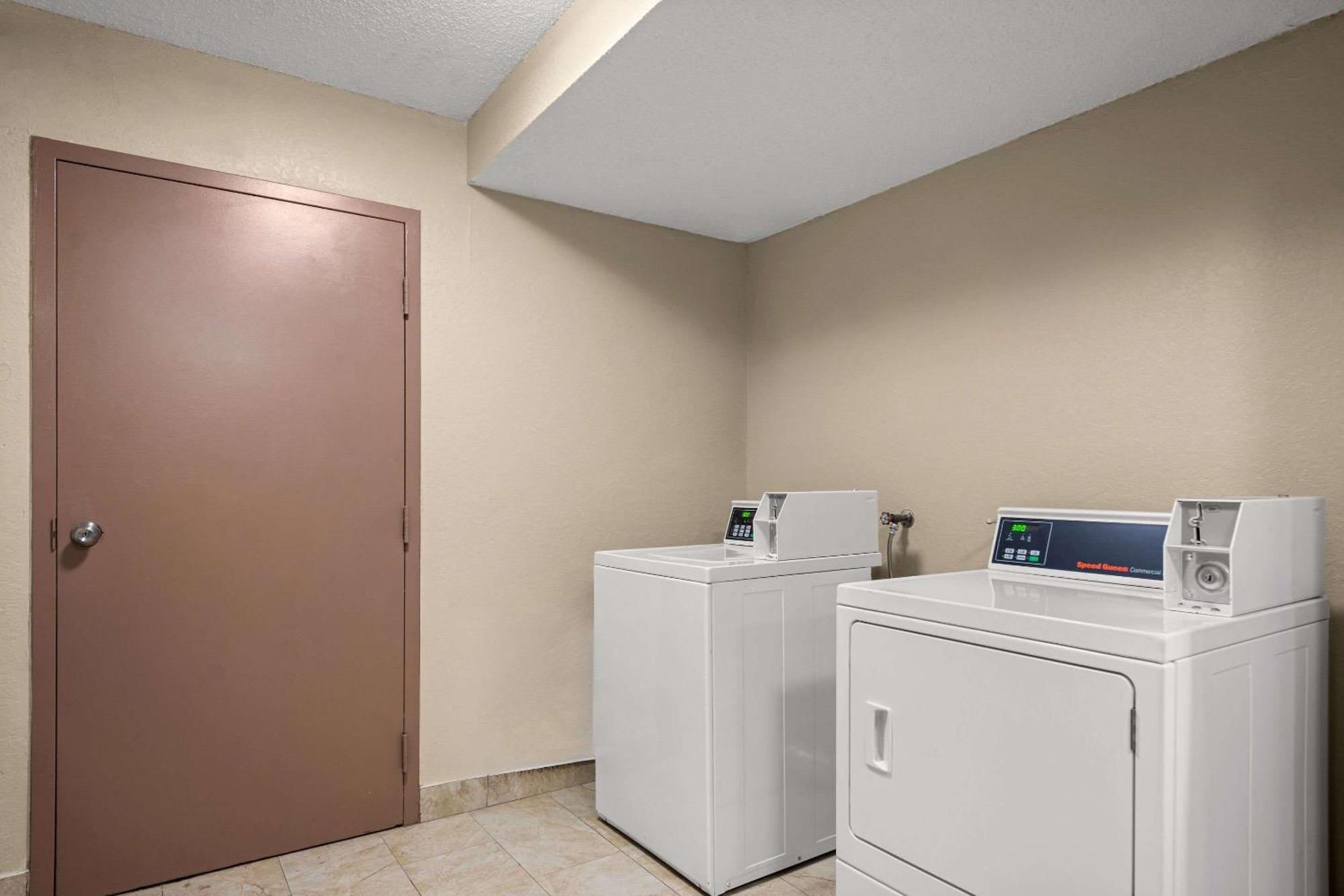 Quality Inn Sarasota I-75 Vamo Exteriör bild