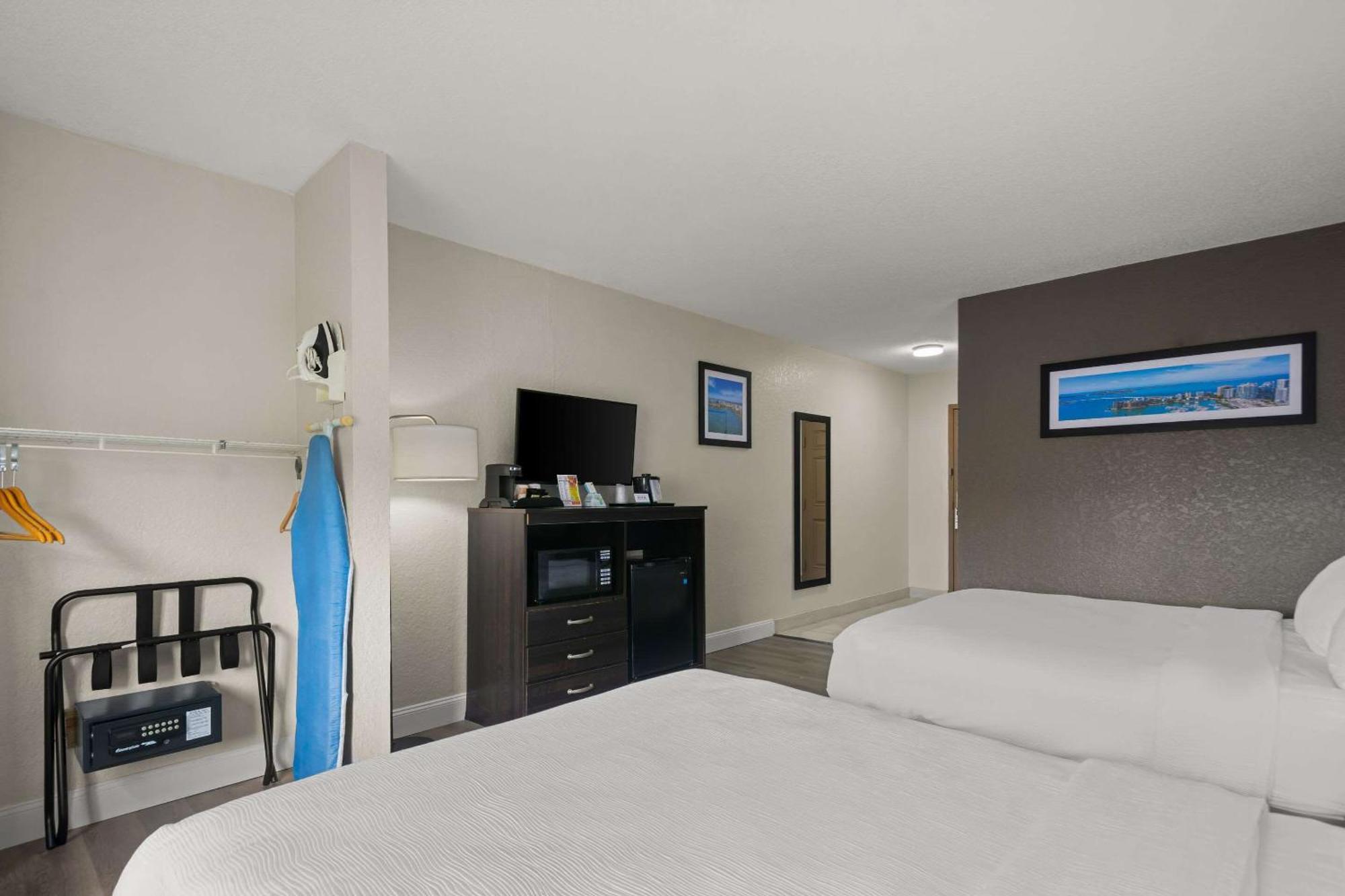 Quality Inn Sarasota I-75 Vamo Exteriör bild